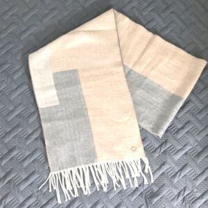 Calvin Klein Cozy Gray & Beige Woven Scarf